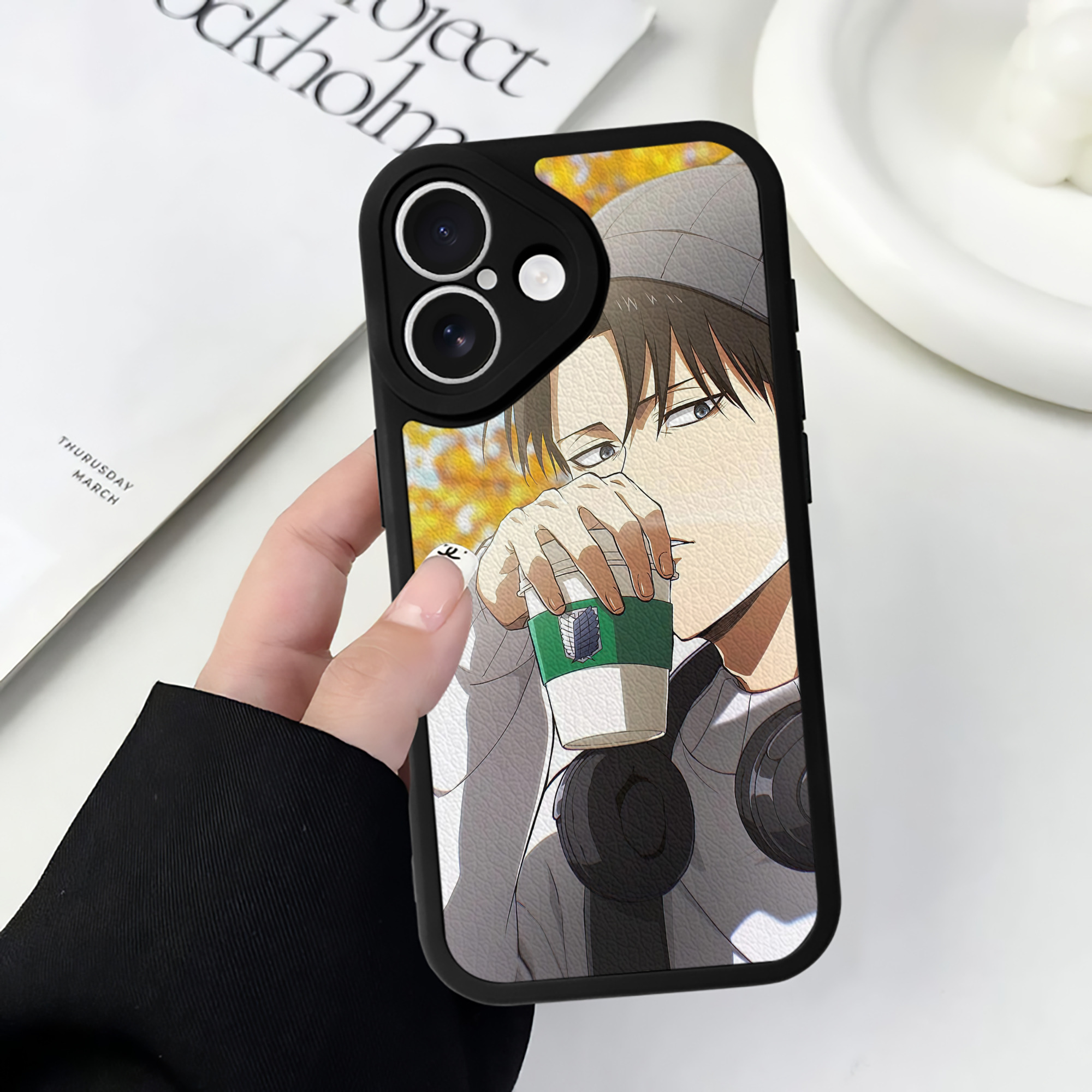 （画像用） 進撃の巨人 Attack on Titan 【iPhone 16シリーズ対応】シリコンスマホケース（レザー調） 材質：シリコン